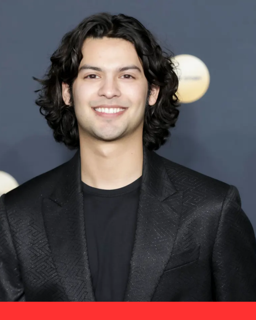 Xolo Maridueña Height