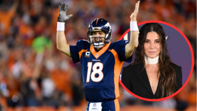 Sandra Bullock and Peyton Manning