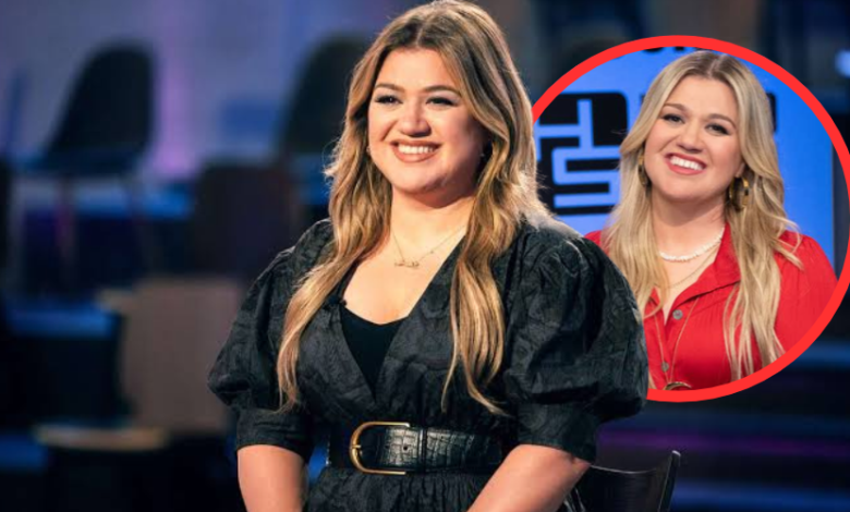 How Old Is Kelly Clarkson